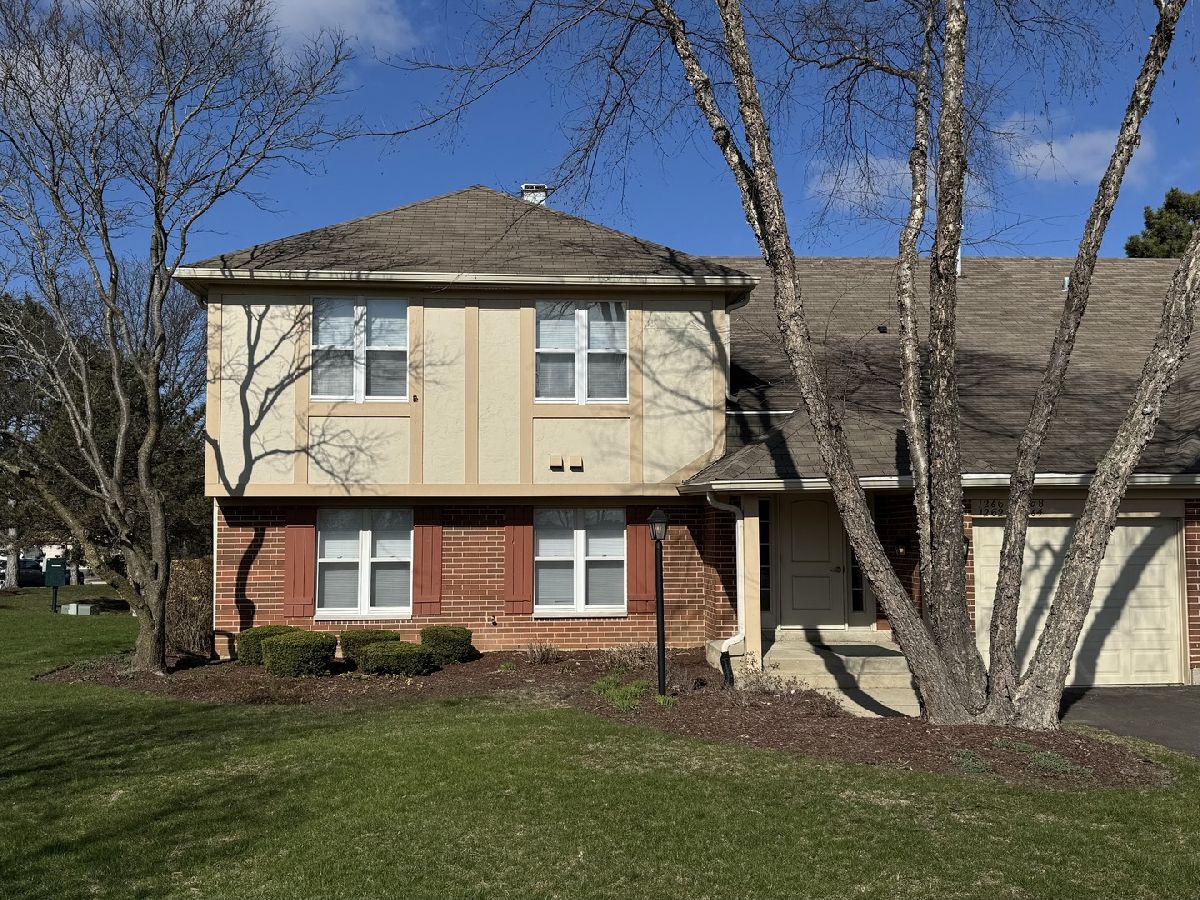 Condos & Townhomes Rented Manor Homes Of New Century Township Condo1 Vernon Hills Illinois, 1266 Regency