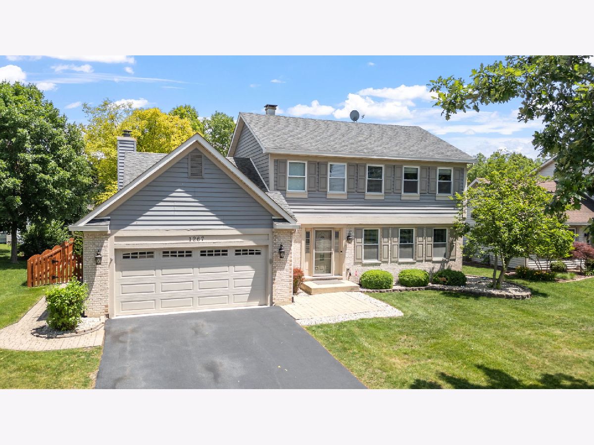 Homes & Townhomes & Condos Sold Woodland Hills Bartlett Illinois, 1267 Churchill