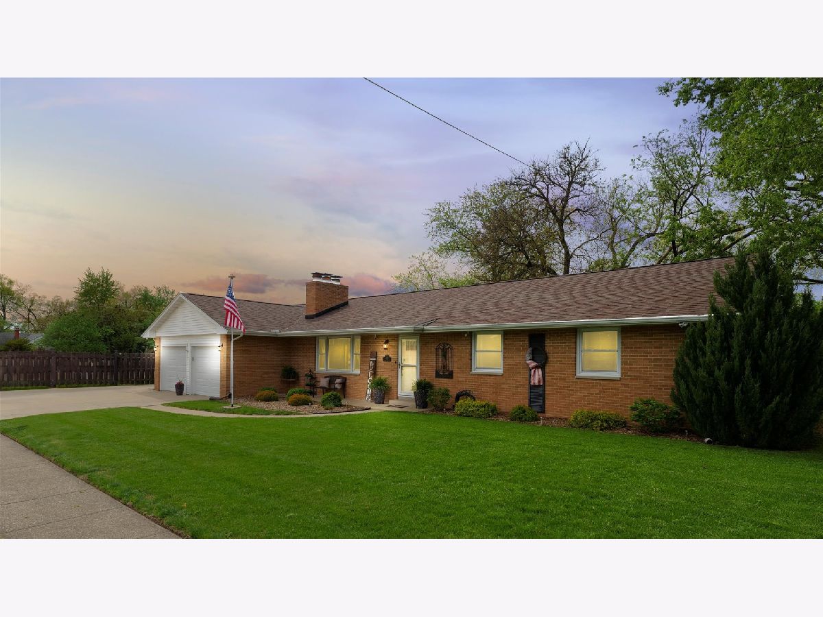  Sold Fisher Illinois, 605 3rd
