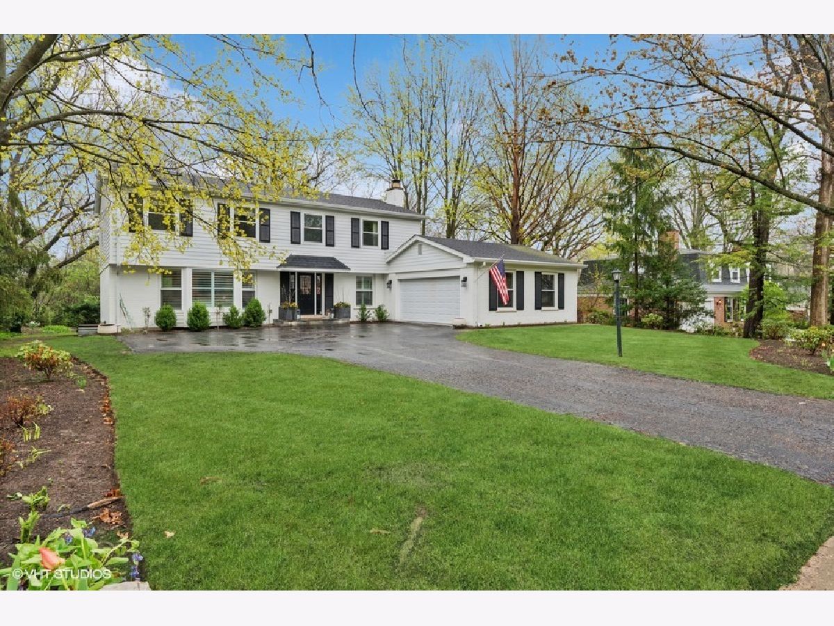 Homes Sold Whispering Oaks Lake Forest Illinois, 725 Timber