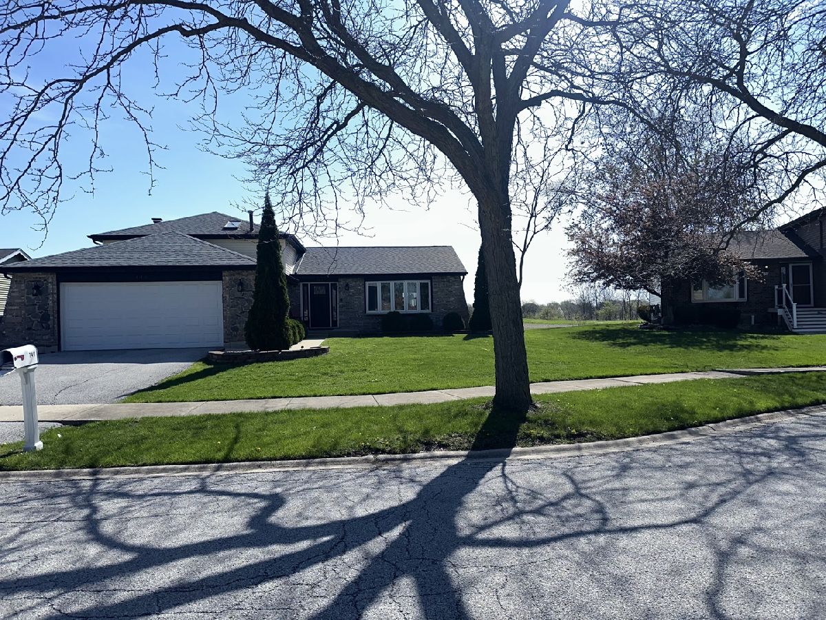  Sold Matteson Illinois, 749 Old Meadow