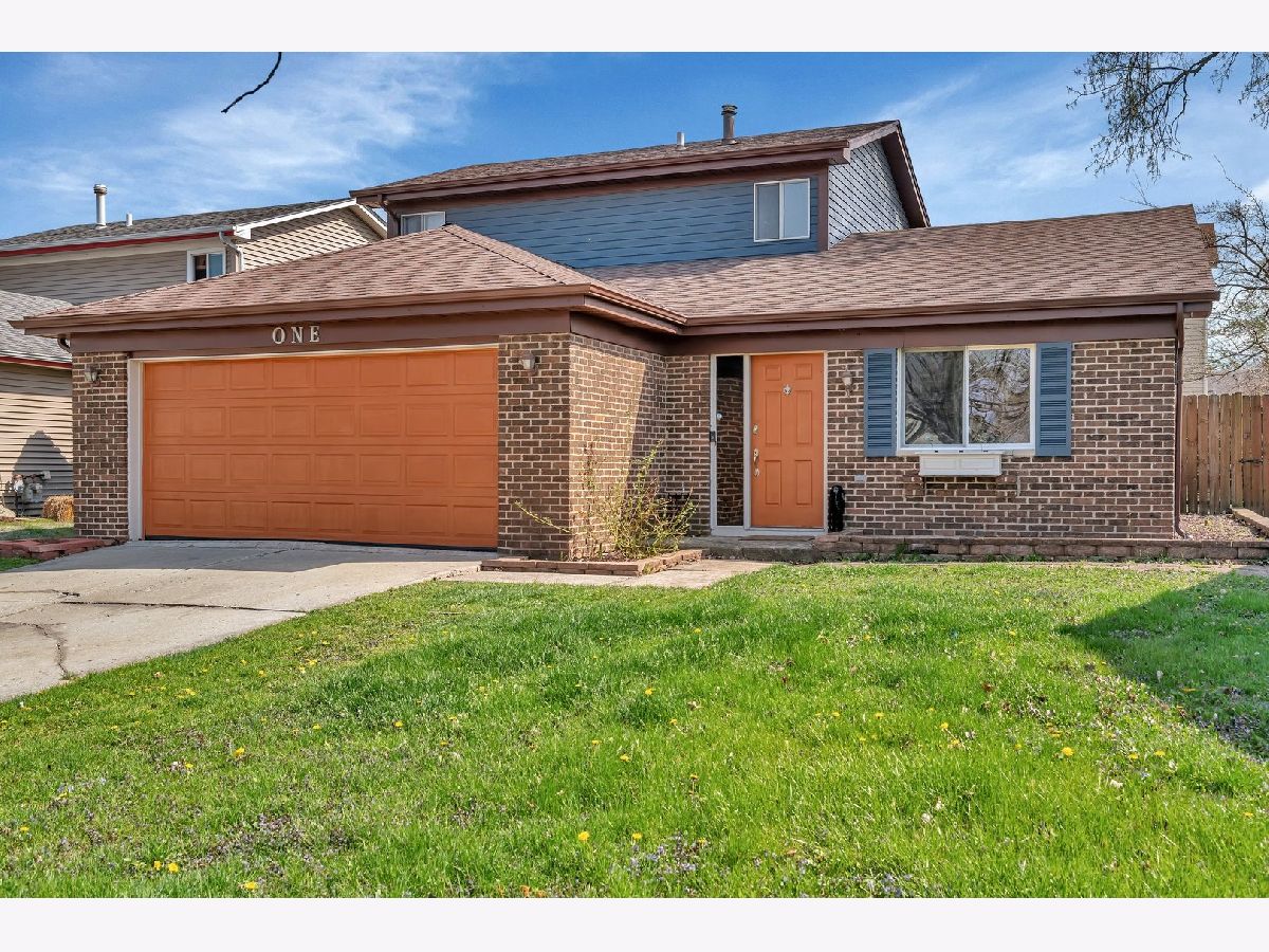  Sold Woodridge Illinois, 1 Red Wing