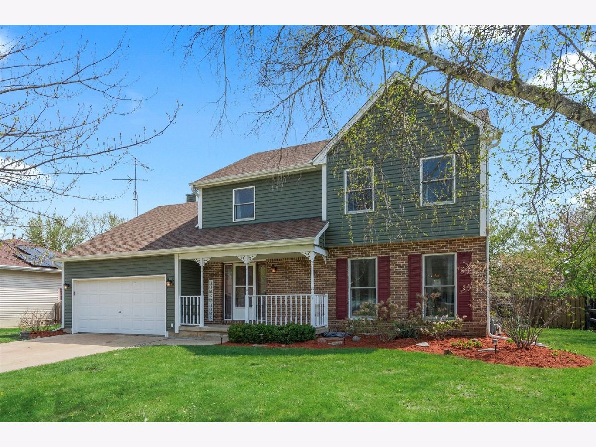 Homes Sold Maple Terrace Sycamore Illinois, 1334 Larson