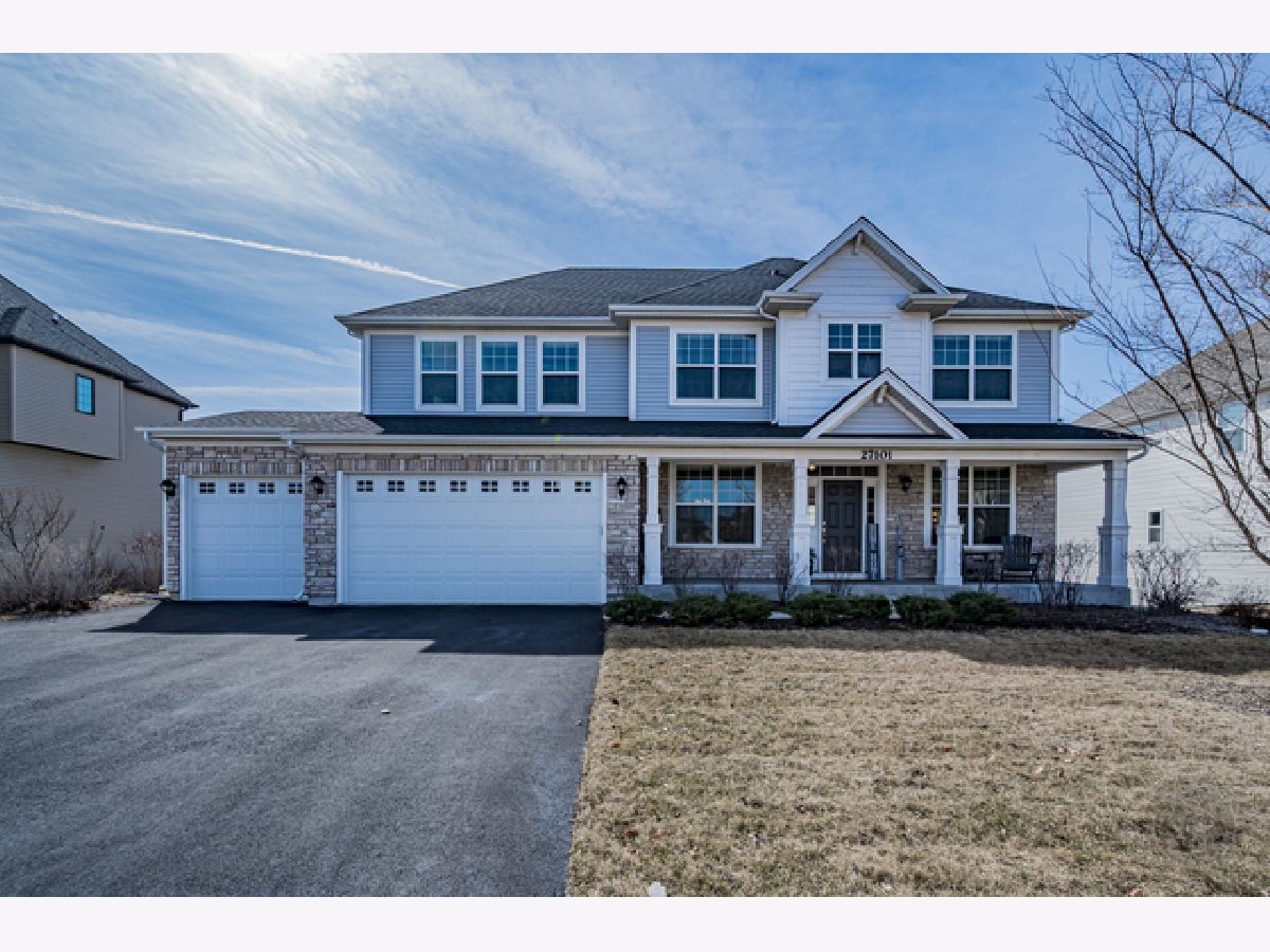 Homes & Townhomes Rented Grande Park Plainfield Illinois, 27101 Rustic Wood