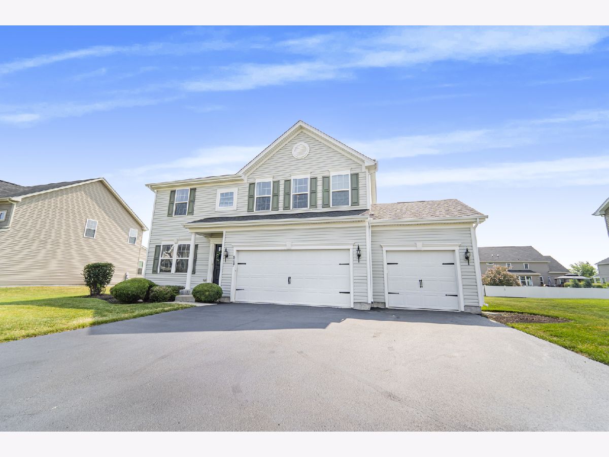 Homes Sold The Conservancy Gilberts Illinois, 867 Blue Aster