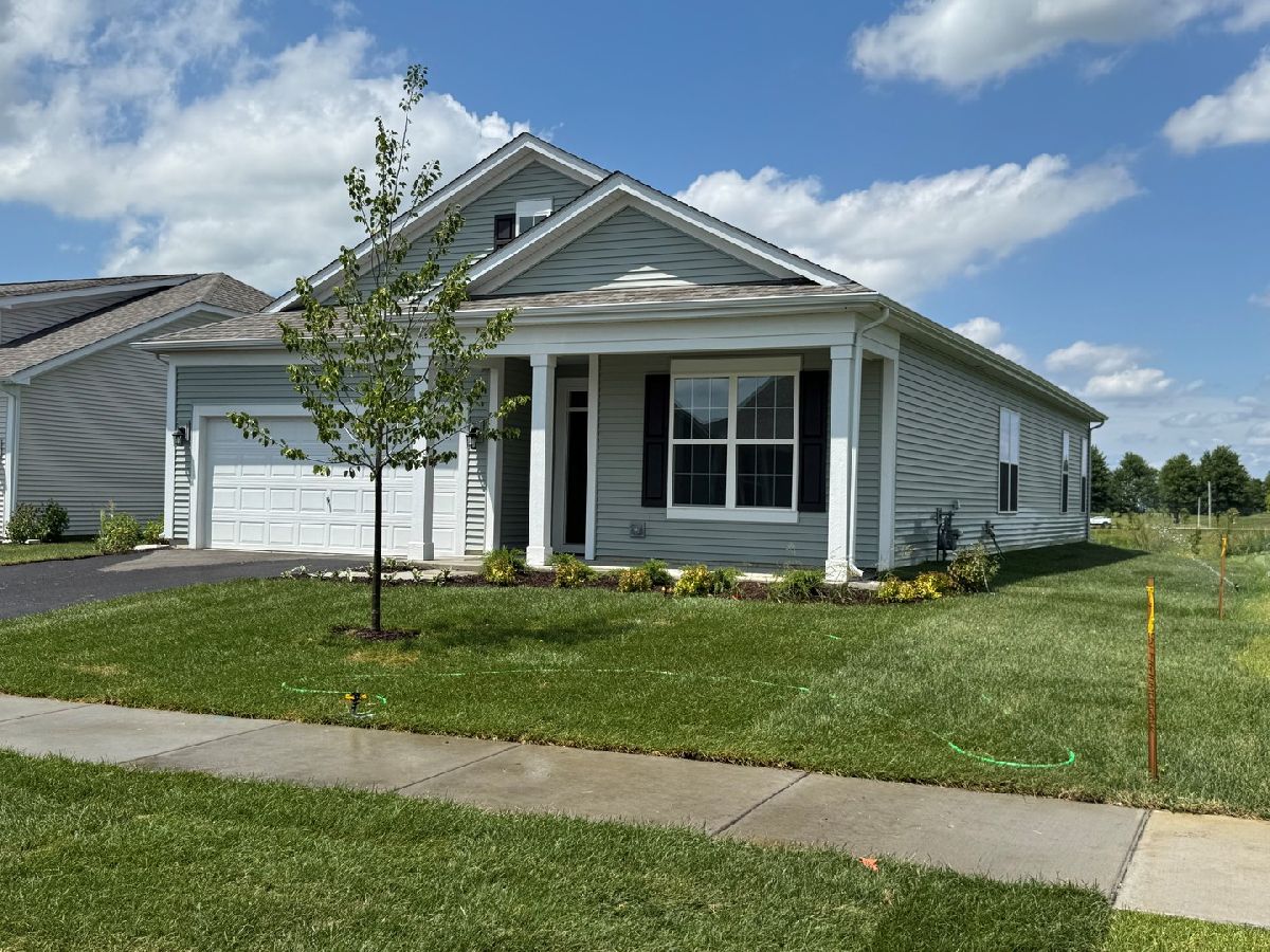 Homes Sold Piper Glen Oswego Illinois, 713 Alberta