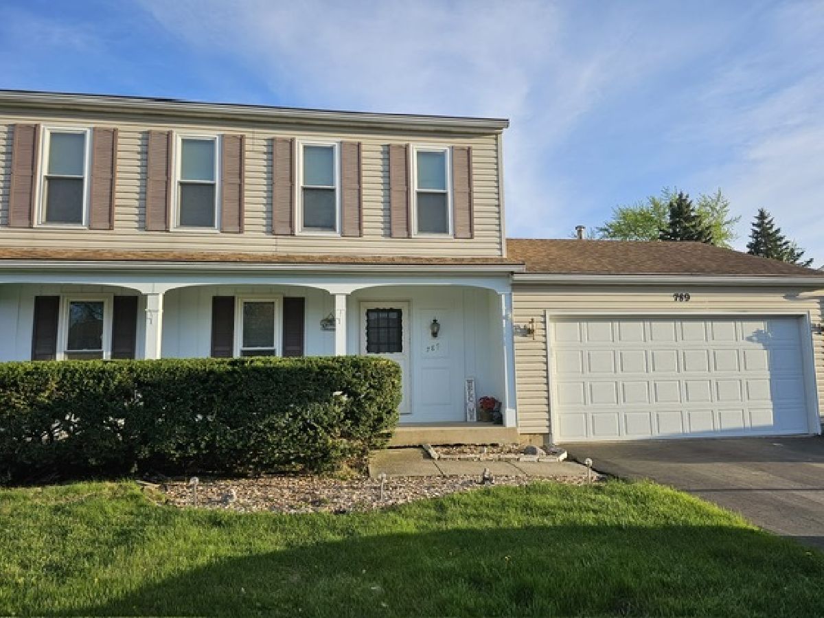 Homes Sold Fair Oaks Carol Stream Illinois, 789 Hemlock