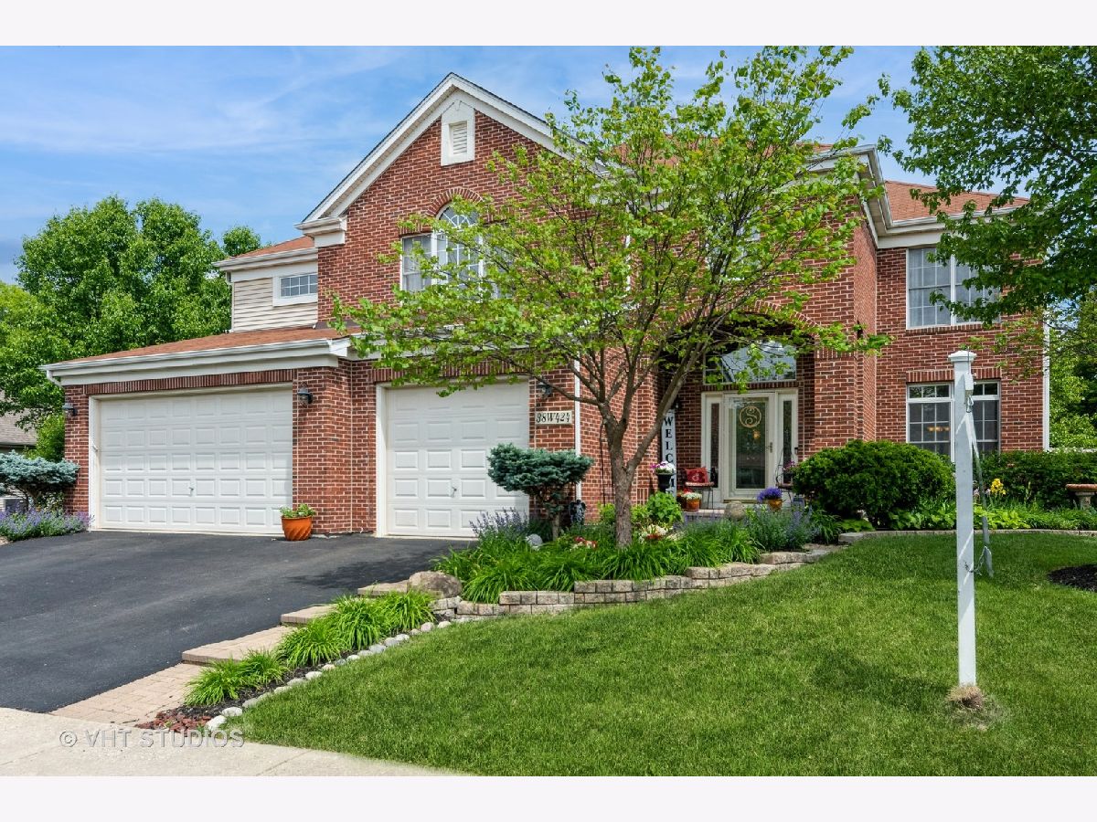 Homes & Townhomes Sold Mill Creek Geneva Illinois, 38W424 Berquist