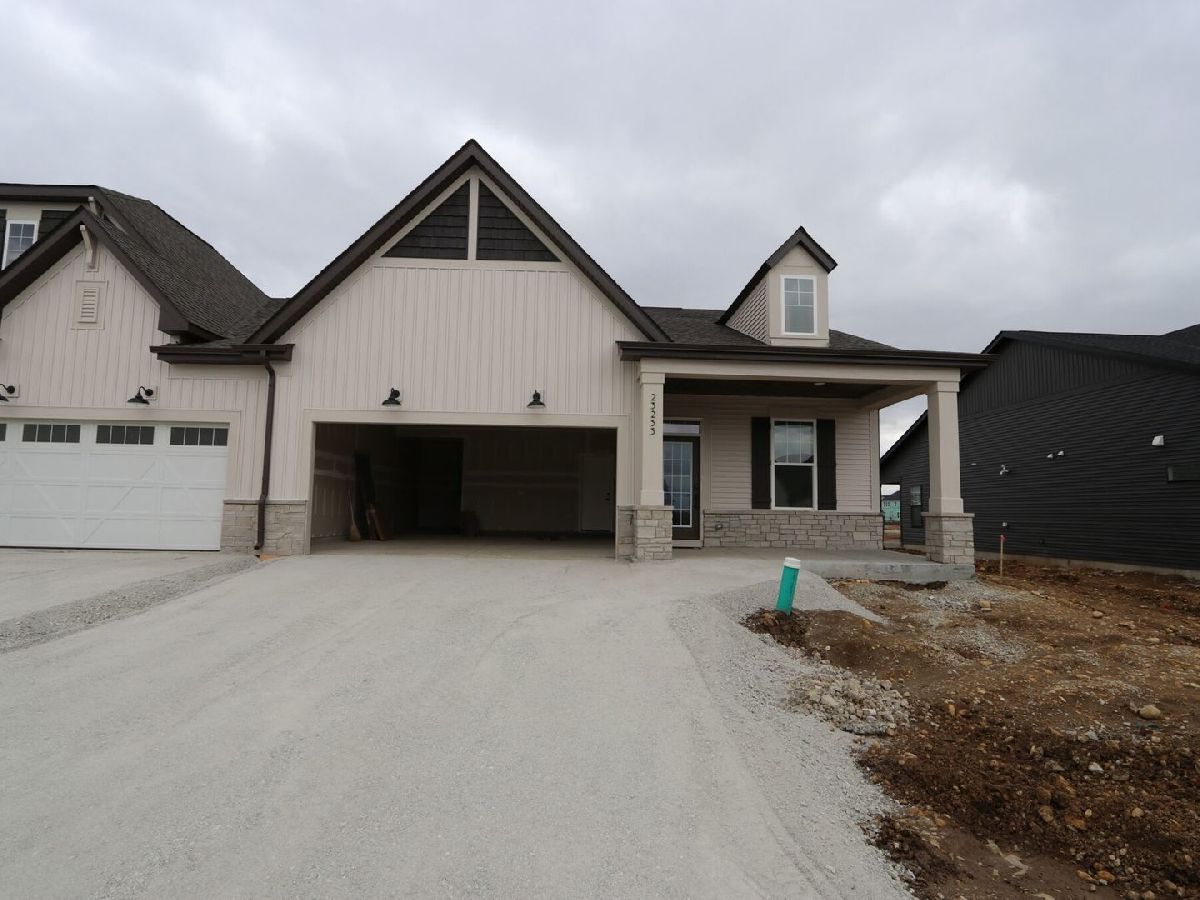 Condos & Townhomes Sold The Villas At Riverstone Plainfield Illinois, 23255 Kennebec