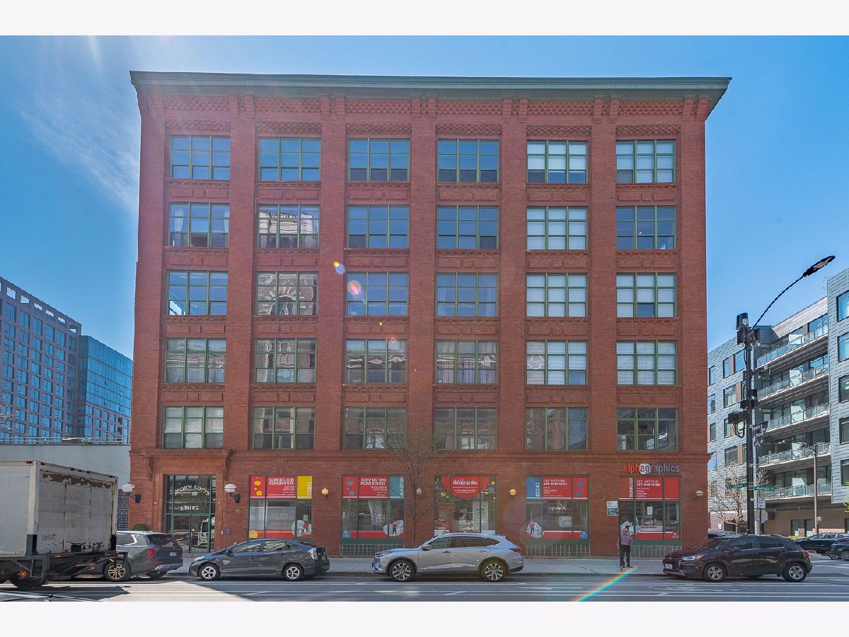 Condos & Townhomes Rented Acorn Lofts Chicago Illinois, 1017 Washington