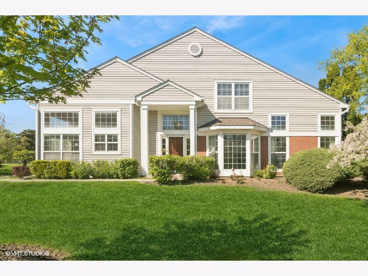 Townhomes & Homes Sold Roseglen Buffalo Grove Illinois, 838 Old Checker