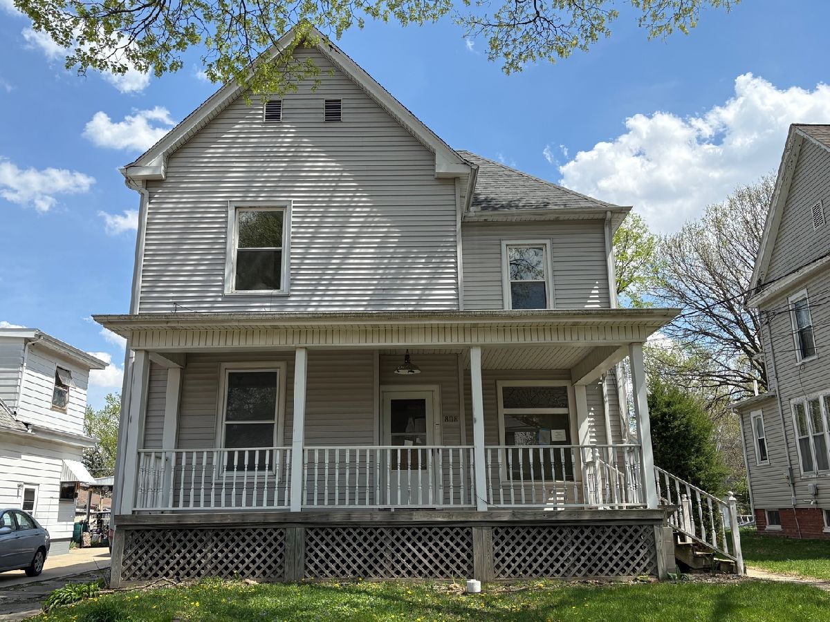Homes & Condos & Townhomes Sold Miller Park Bloomington Illinois, 808 Allin