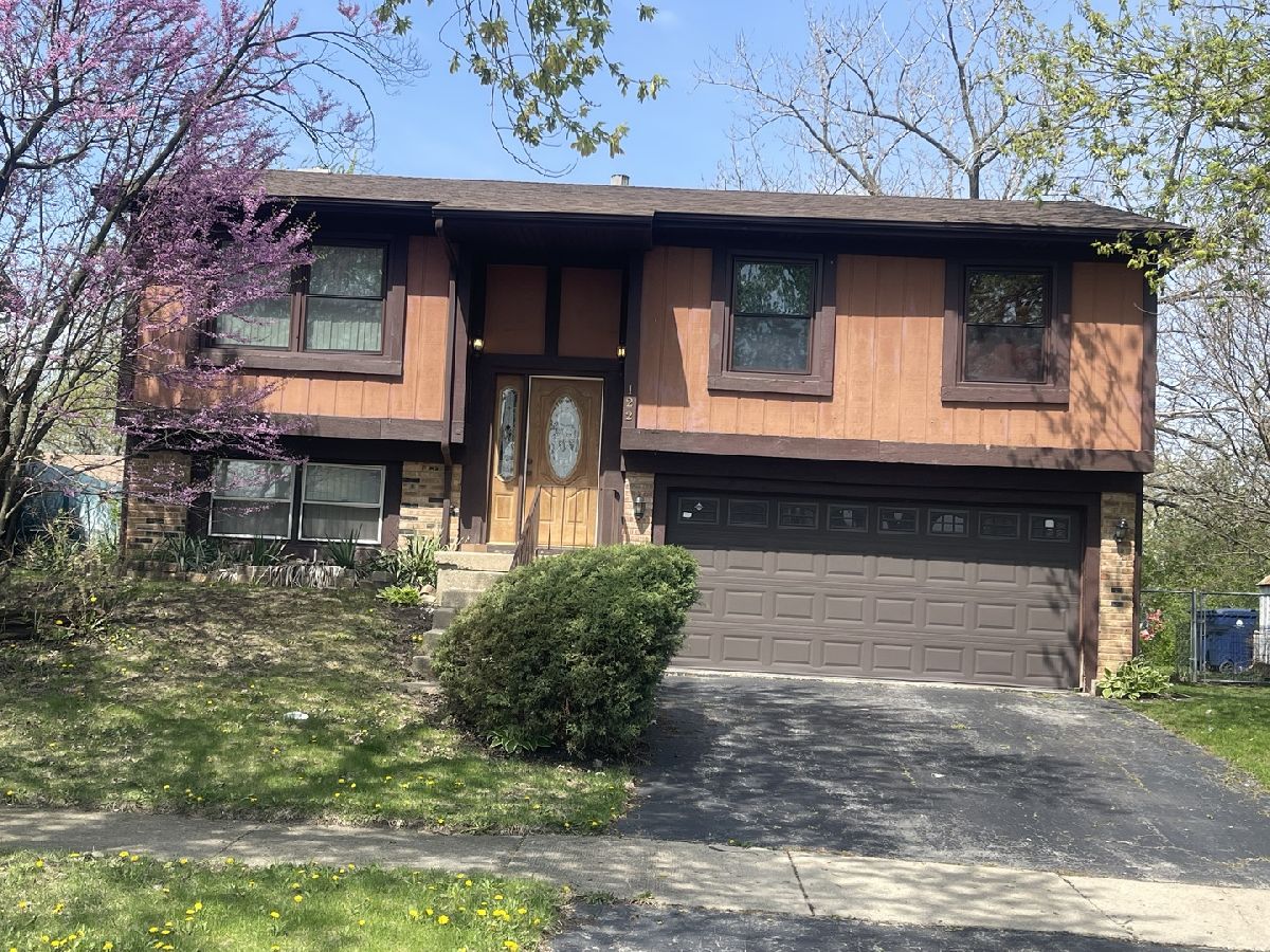 Homes & Condos & Townhomes Sold Woodgate Matteson Illinois, 122 Deerpath