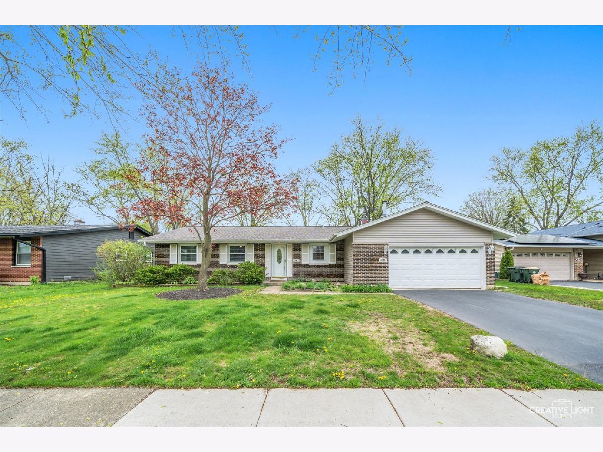Homes & Condos & Townhomes Sold Winston Hills Woodridge Illinois, 6105 Tyler