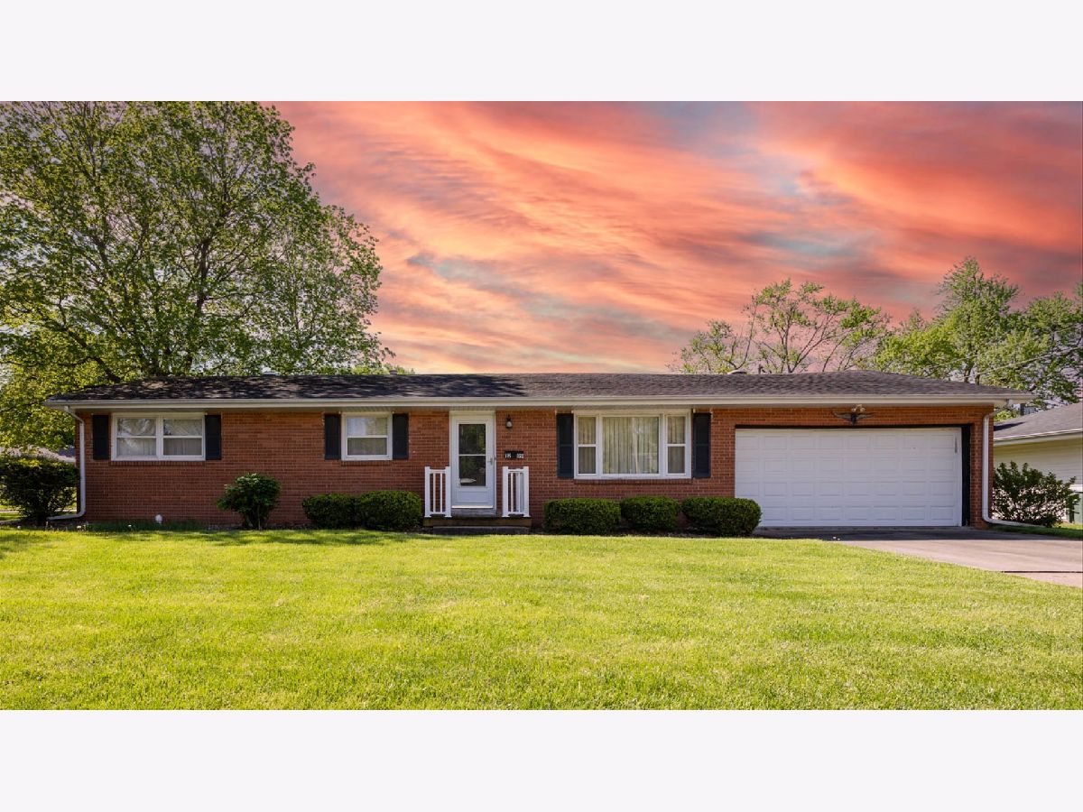 Homes & Condos & Townhomes Sold Pleasant Hills Normal Illinois, 1209 Spear
