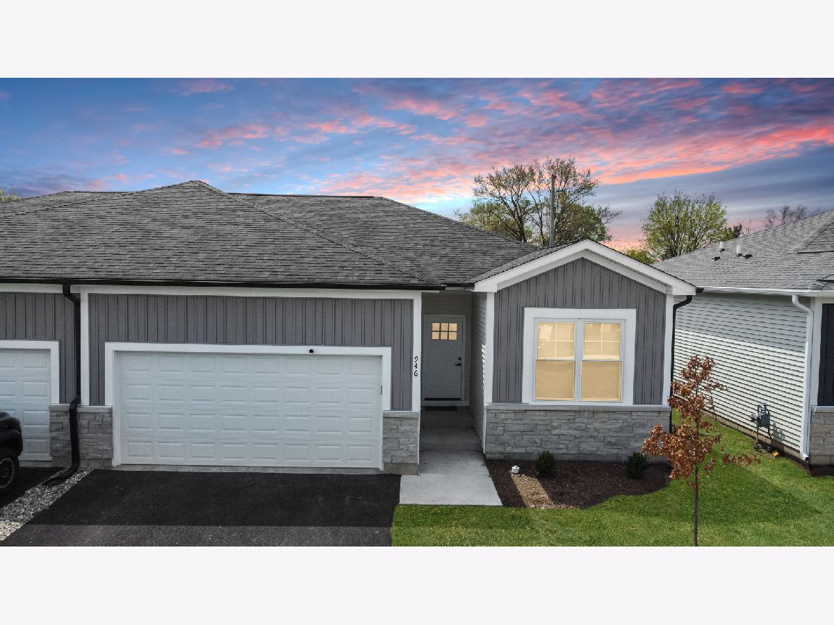 Townhomes & Homes Sold Deerpass Marengo Illinois, 946 Partridge