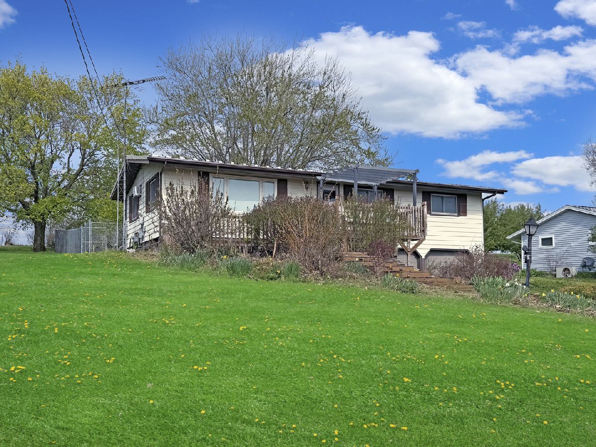  Sold Stockton Illinois, 584 Ward