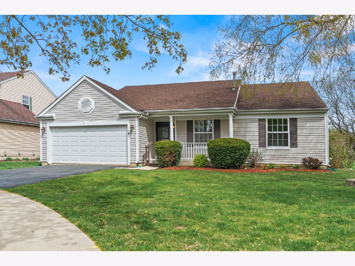 Homes & Condos & Townhomes Sold Oak Knolls Streamwood Illinois, 14 Mckinley