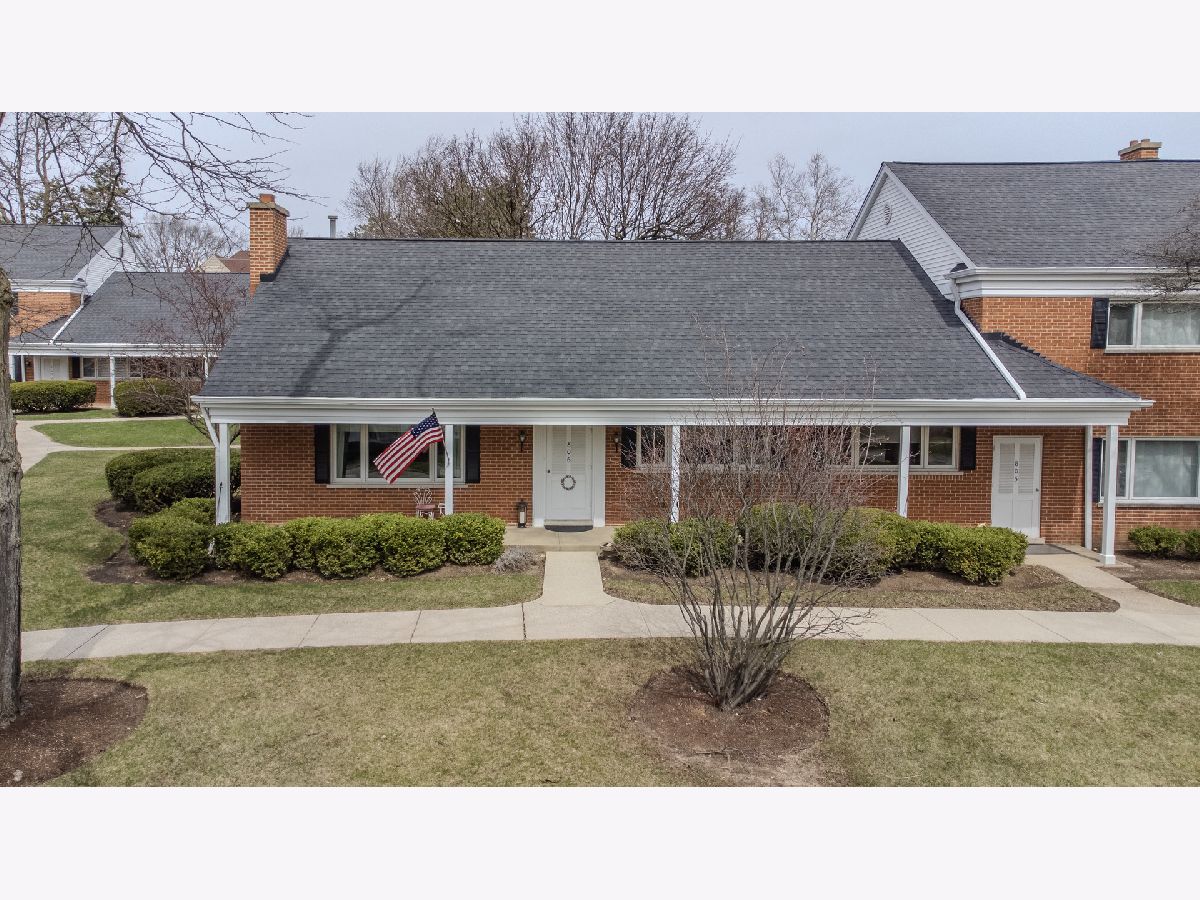 Townhomes & Homes Sold Chanticleer Hinsdale Illinois, 806 Chanticleer