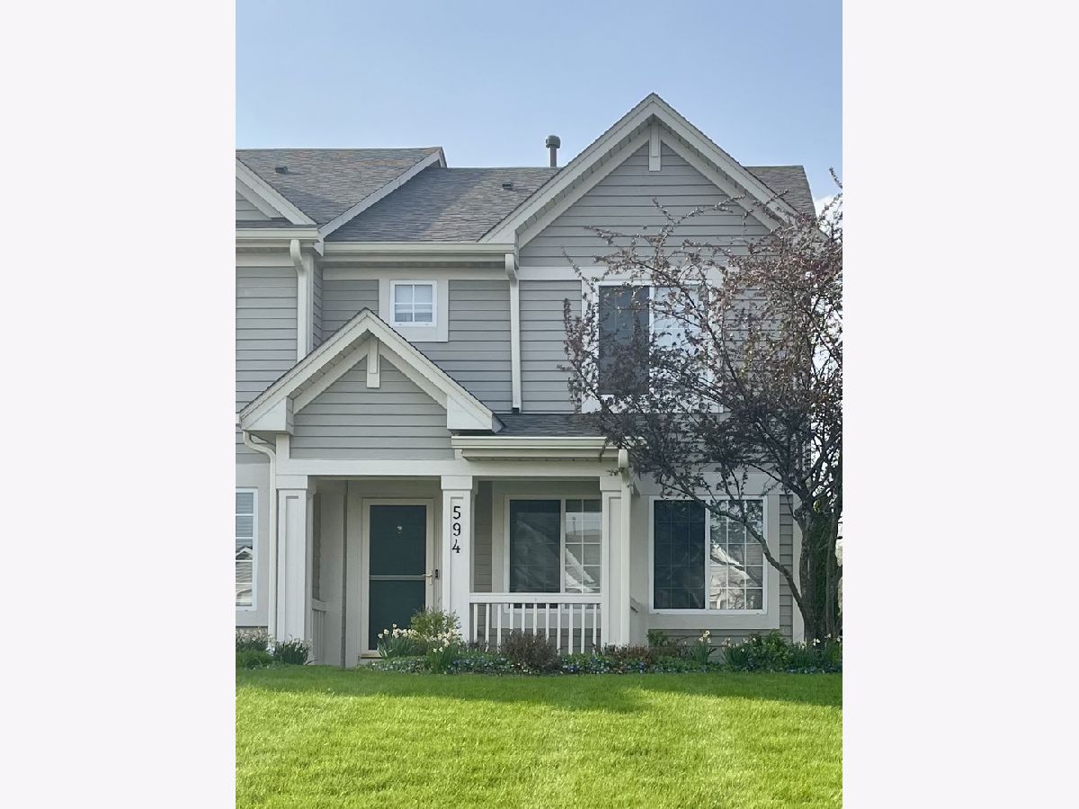 Townhomes & Condos & Homes Sold Holiday Park Fox Lake Illinois, 594 Blue Springs