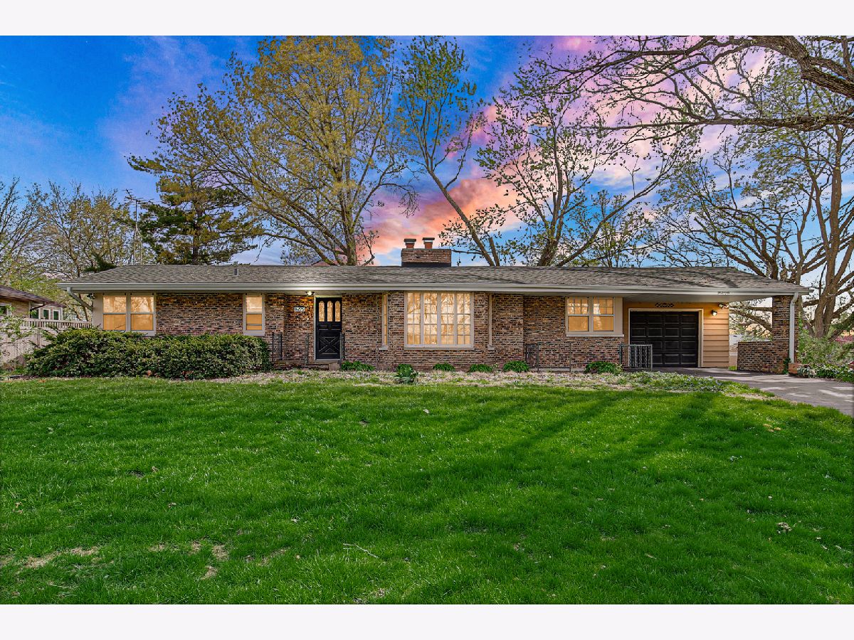 Homes Sold Ranch Oaks Manhattan Illinois, 16225 Creek