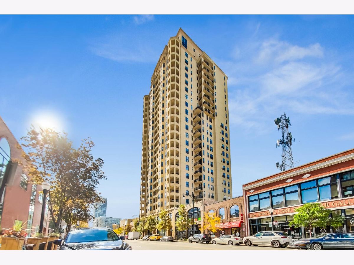 Condominiums Sold Marquee Chicago Illinois, 1464 Michigan
