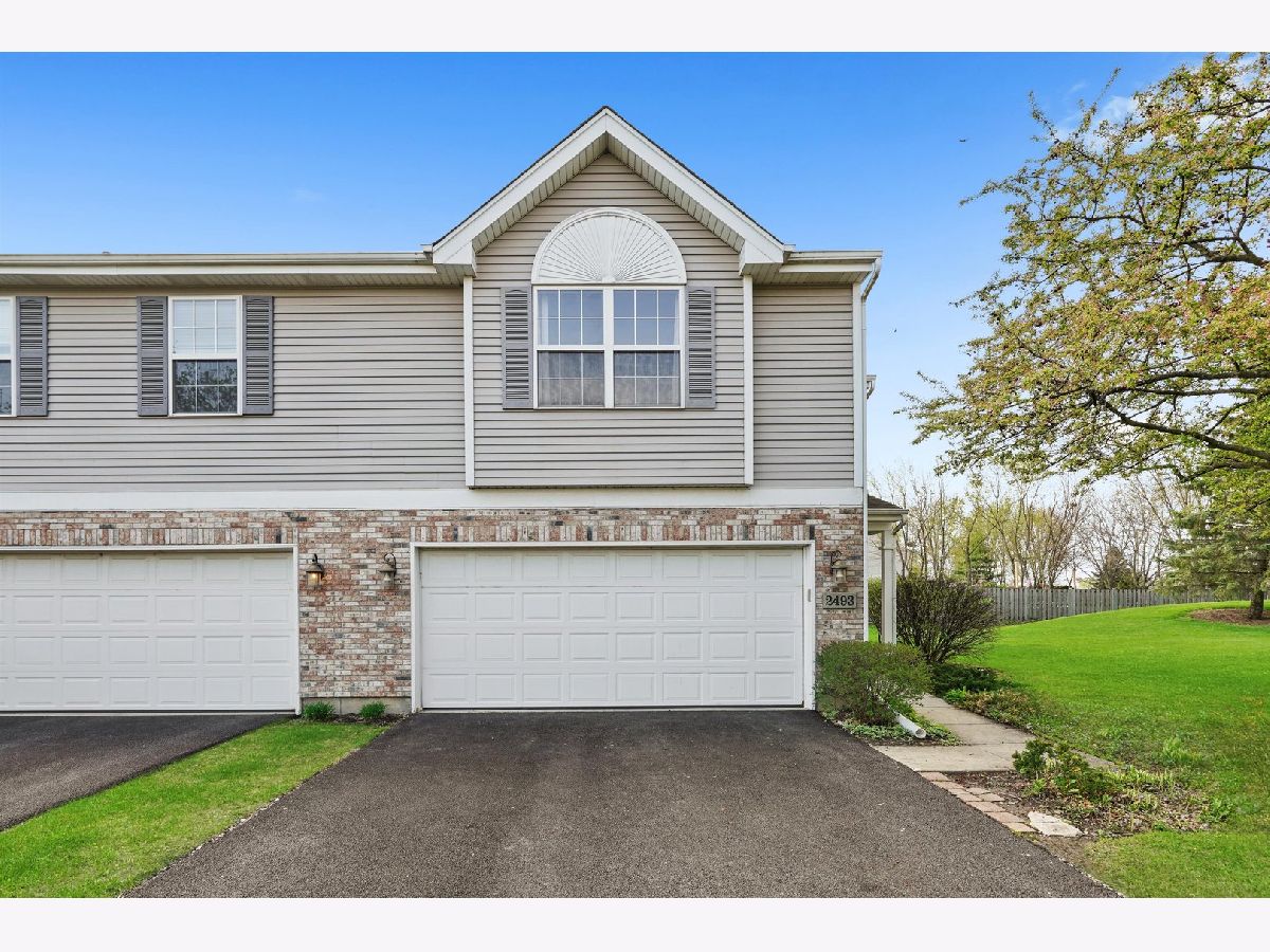 Townhomes & Homes Sold Fox Ridge Elgin Illinois, 2493 Amber
