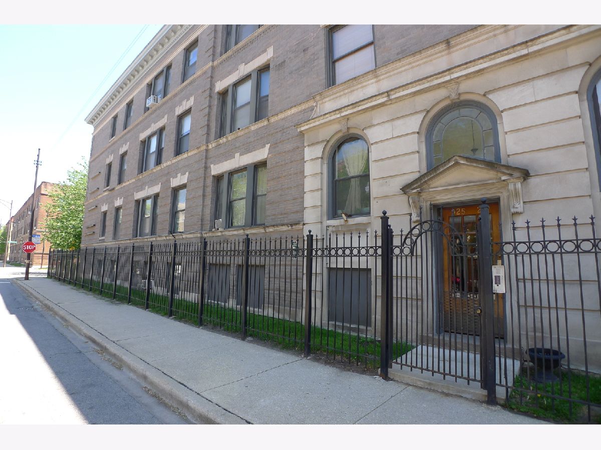 Condominiums & Homes Sold South Campus Chicago Illinois, 925 61st