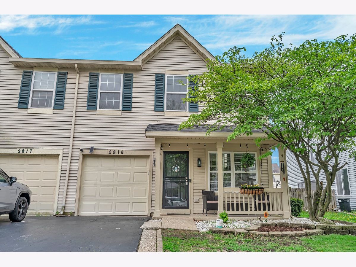 Townhomes & Homes Sold Lakewood On Caton Farm Plainfield Illinois, 2819 Sun Valley