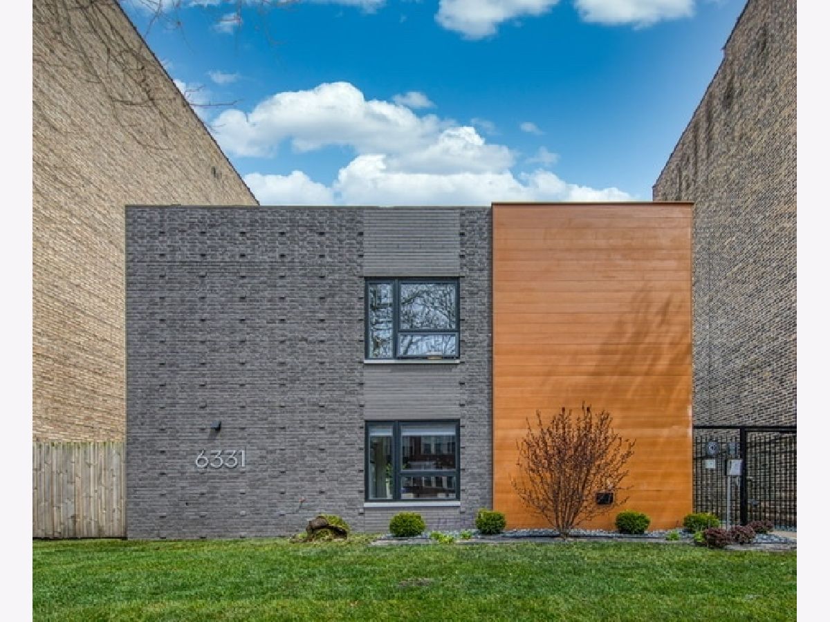 Condominiums & Homes Rented Edgewater Glen Chicago Illinois, 6331 Magnolia