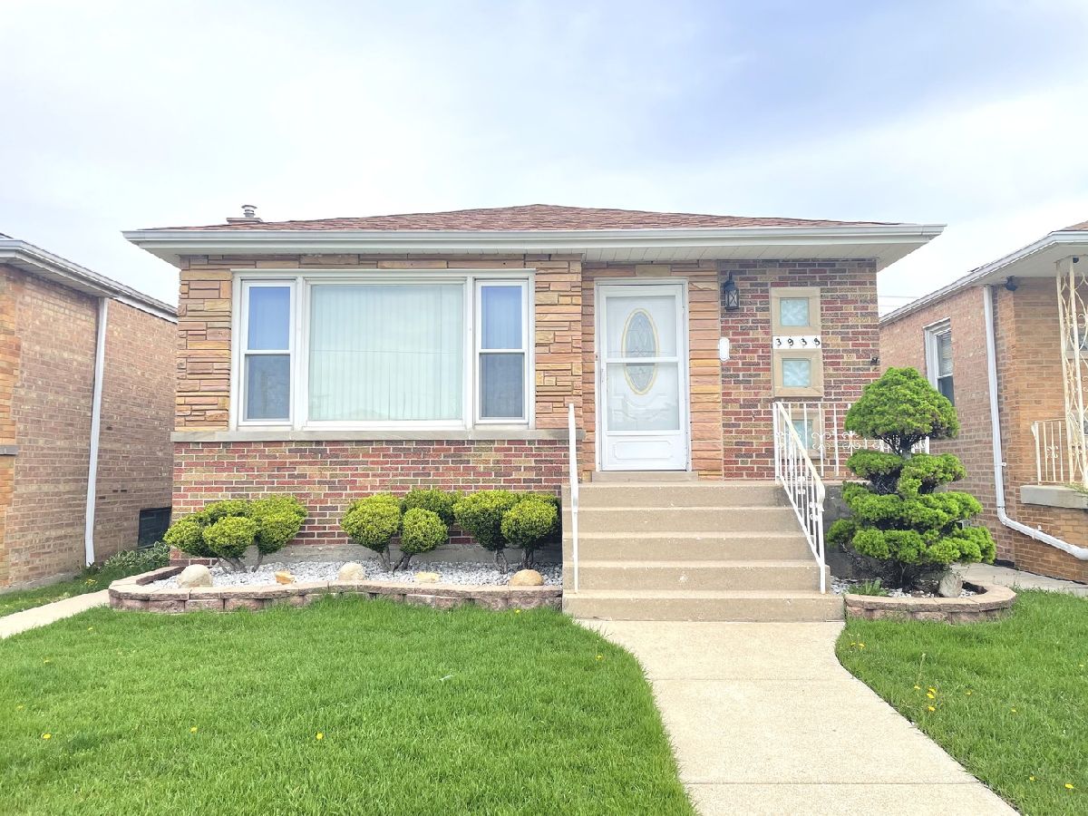  Rented Chicago Illinois, 3938 84th