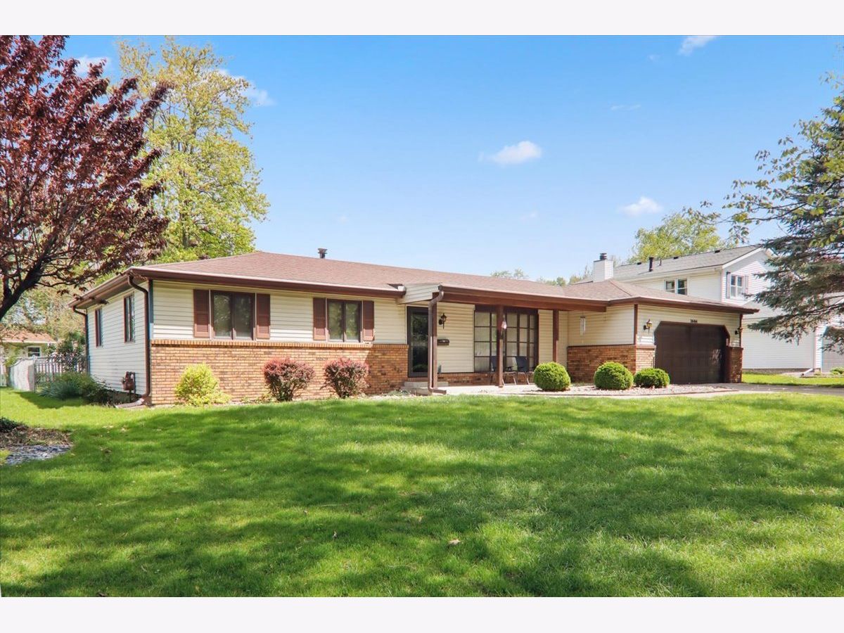 Homes & Condos & Townhomes Sold Washington East Bloomington Illinois, 2804 Wellington