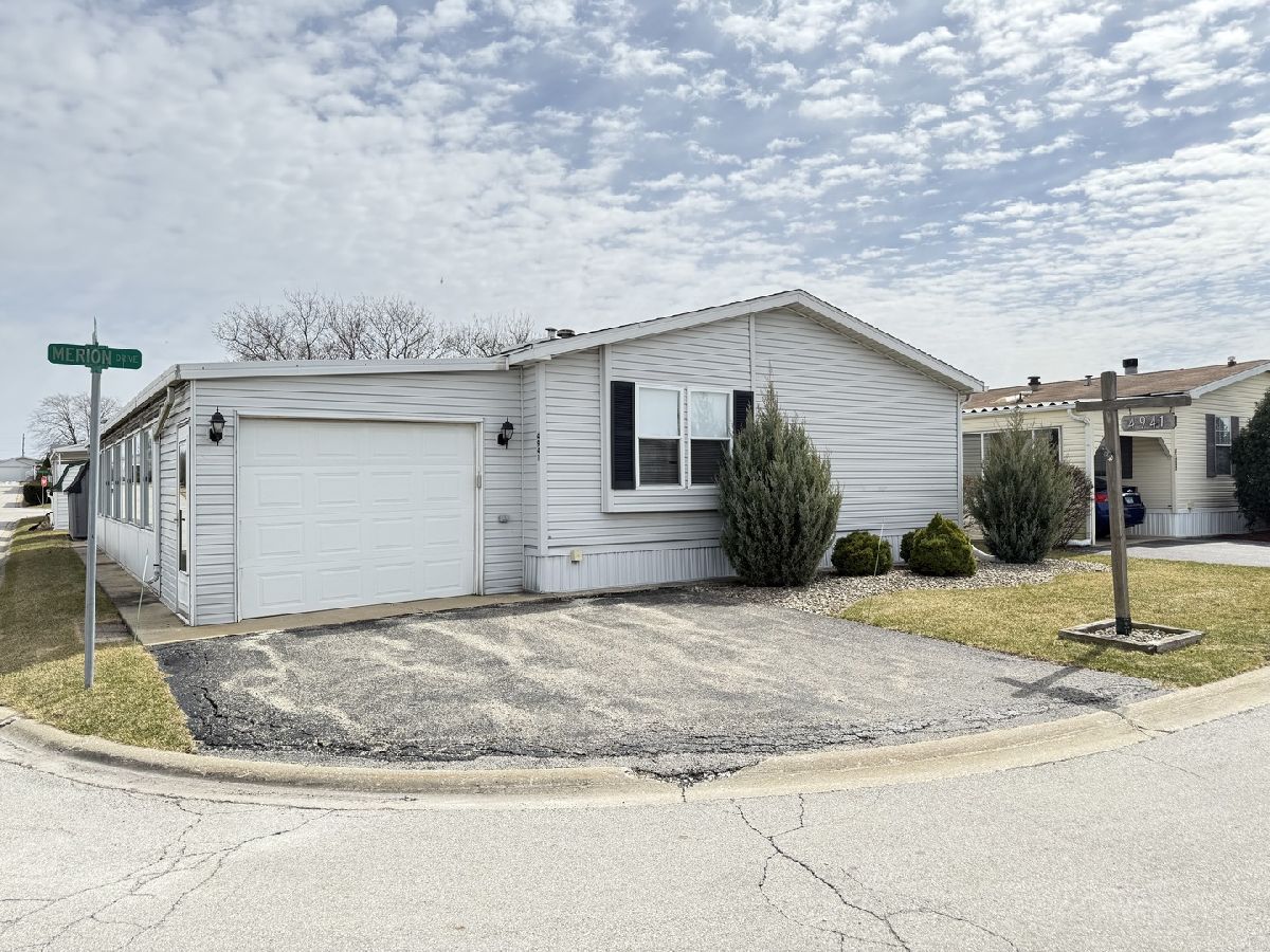 Subdivision Sold Golf Vista Monee Illinois, 4941 La Quinta
