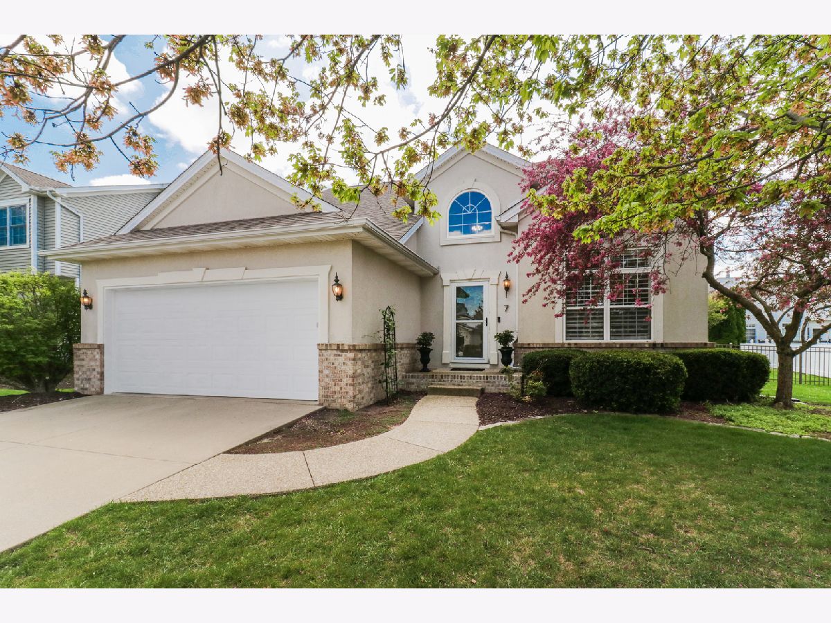 Homes & Condos & Townhomes Sold Old Farm Lakes Bloomington Illinois, 7 Minks