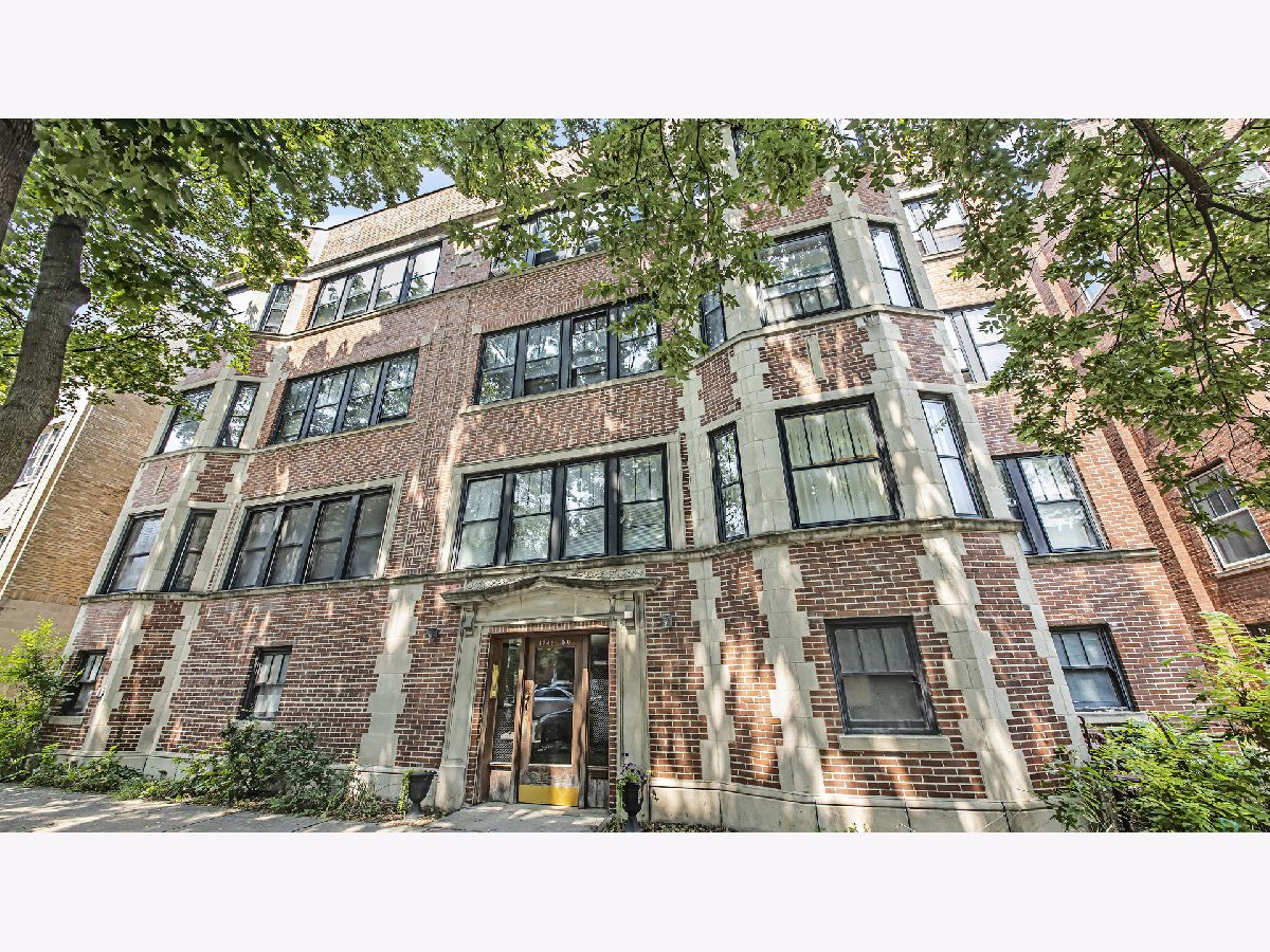  Rented Chicago Illinois, 1348-1350 Hyde Park