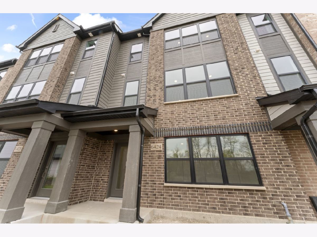 Rented Morton Grove Illinois, 6424 Levi