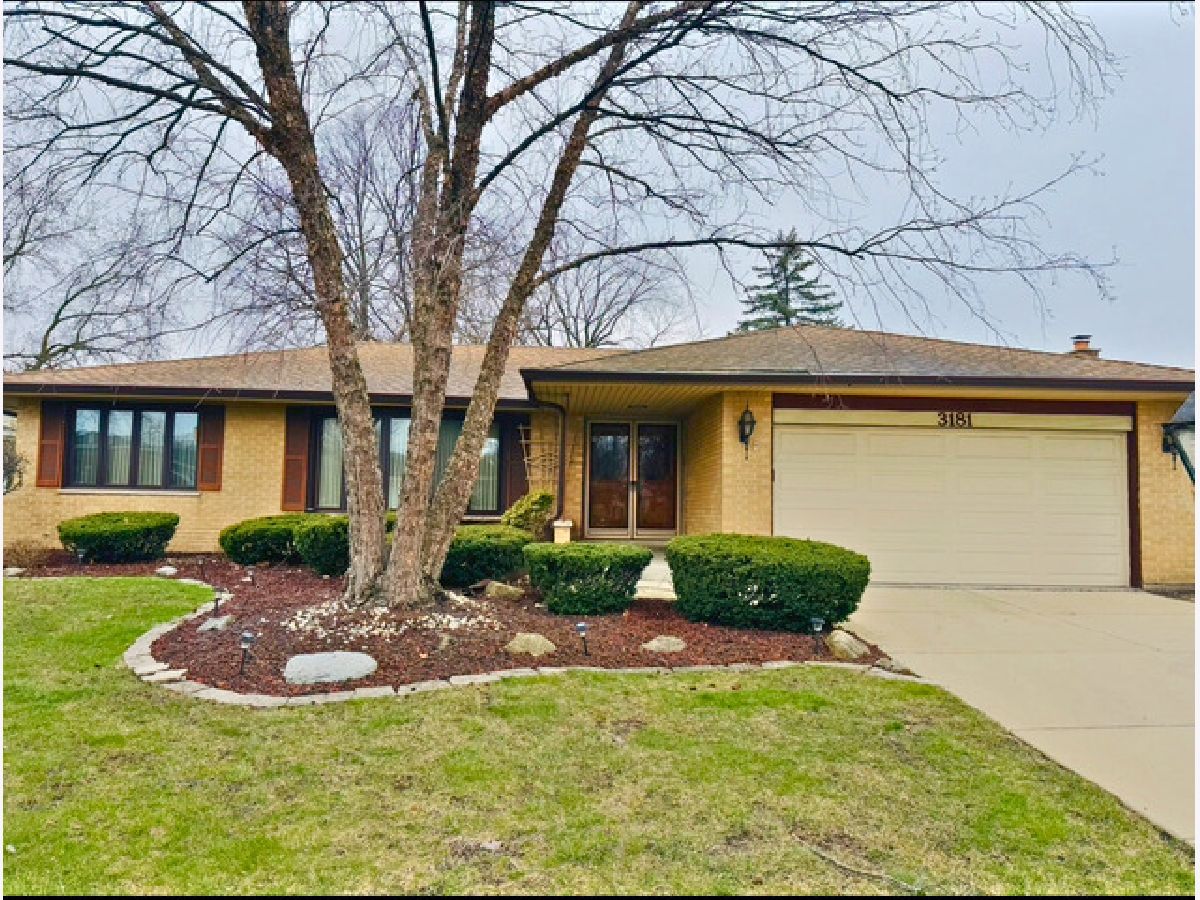 Homes Sold Farmingdale Village Darien Illinois, 3181 Grandview