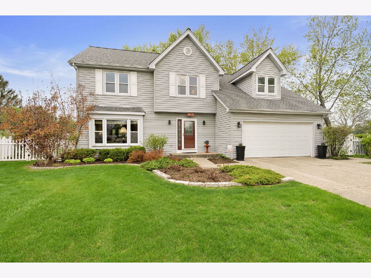Homes Sold Cedar Creek Lake Zurich Illinois, 1065 Cedar Creek