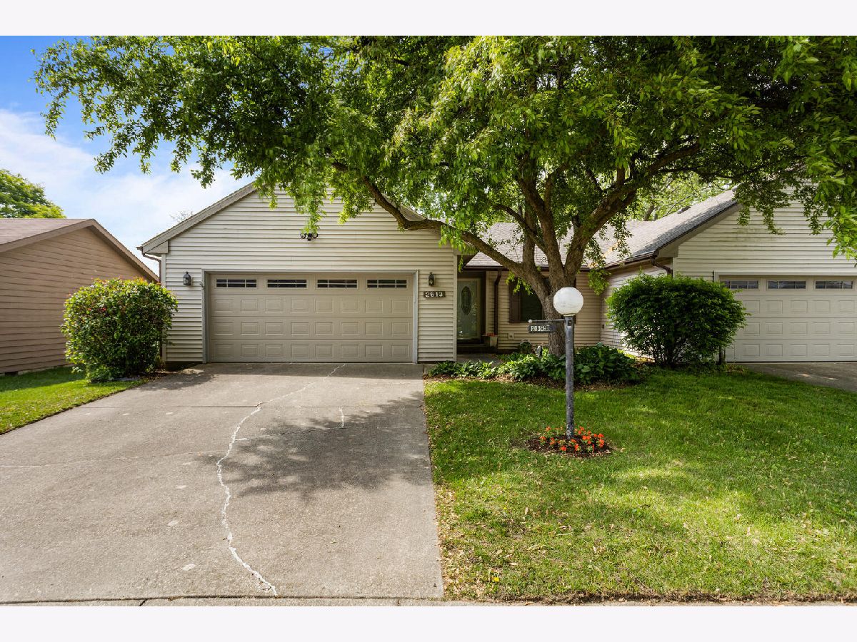 Condos & Townhomes & Homes Sold Parkland Ridge Champaign Illinois, 2613 Covington