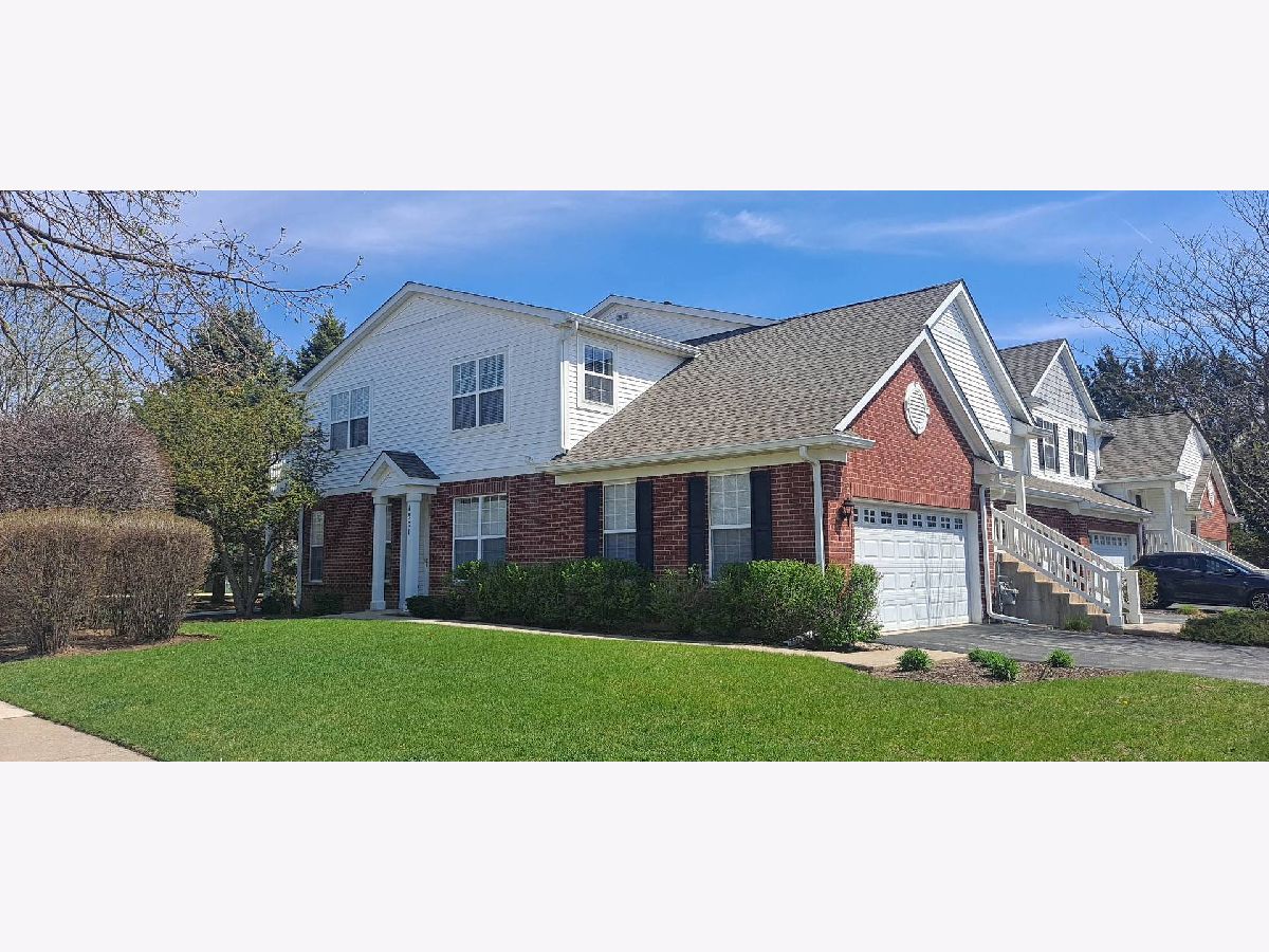 Townhomes & Condos Sold Canterbury Place Algonquin Illinois, 1501 Millbrook