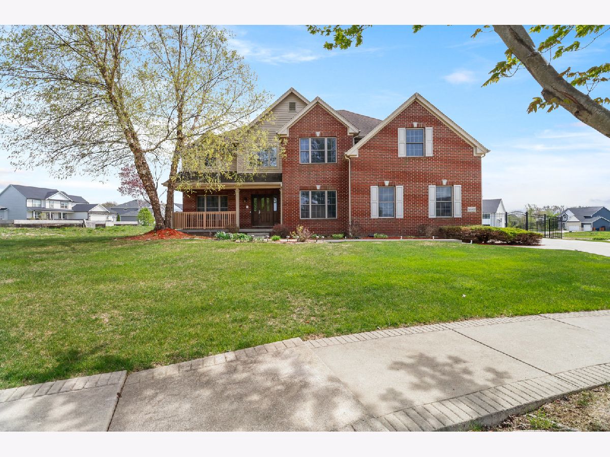  Sold Crown Point Indiana, 6689 Hawthorne