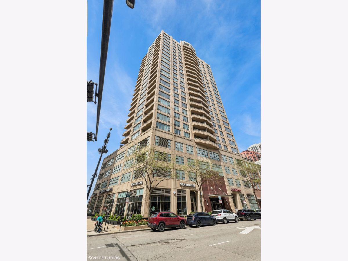 Condominiums Sold Jefferson Tower Chicago Illinois, 200 Jefferson