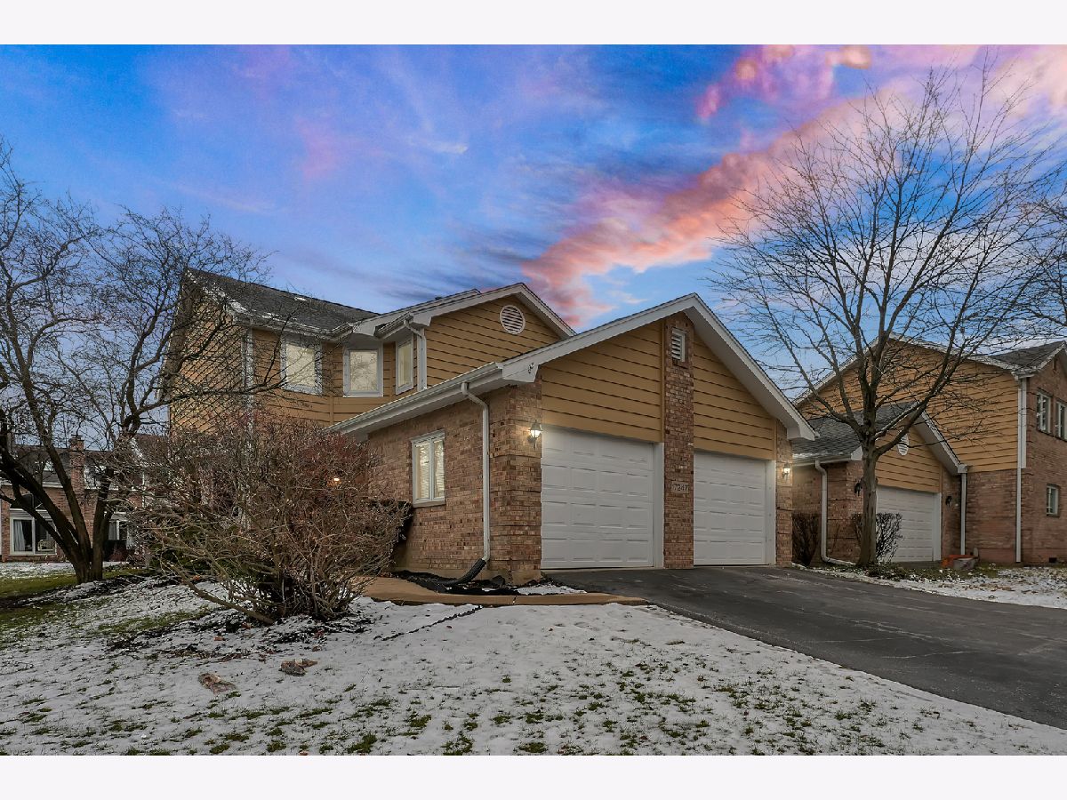 Homes & Townhomes & Condos Sold Brook Hills Orland Park Illinois, 17247 Lakebrook