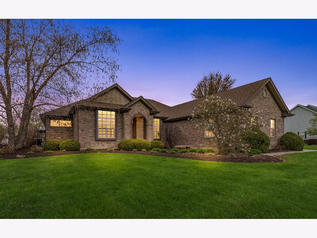 Homes Sold Prairie View Estates Johnsburg Illinois, 5607 Dakota Ridge