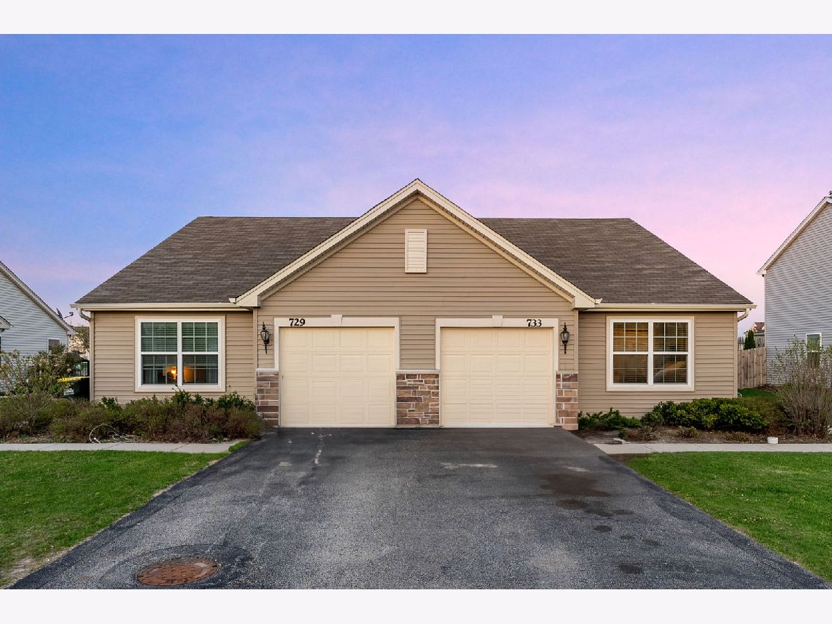 Townhomes & Condos & Homes Sold Torino At Tuscany Woods Hampshire Illinois, 733 Florence