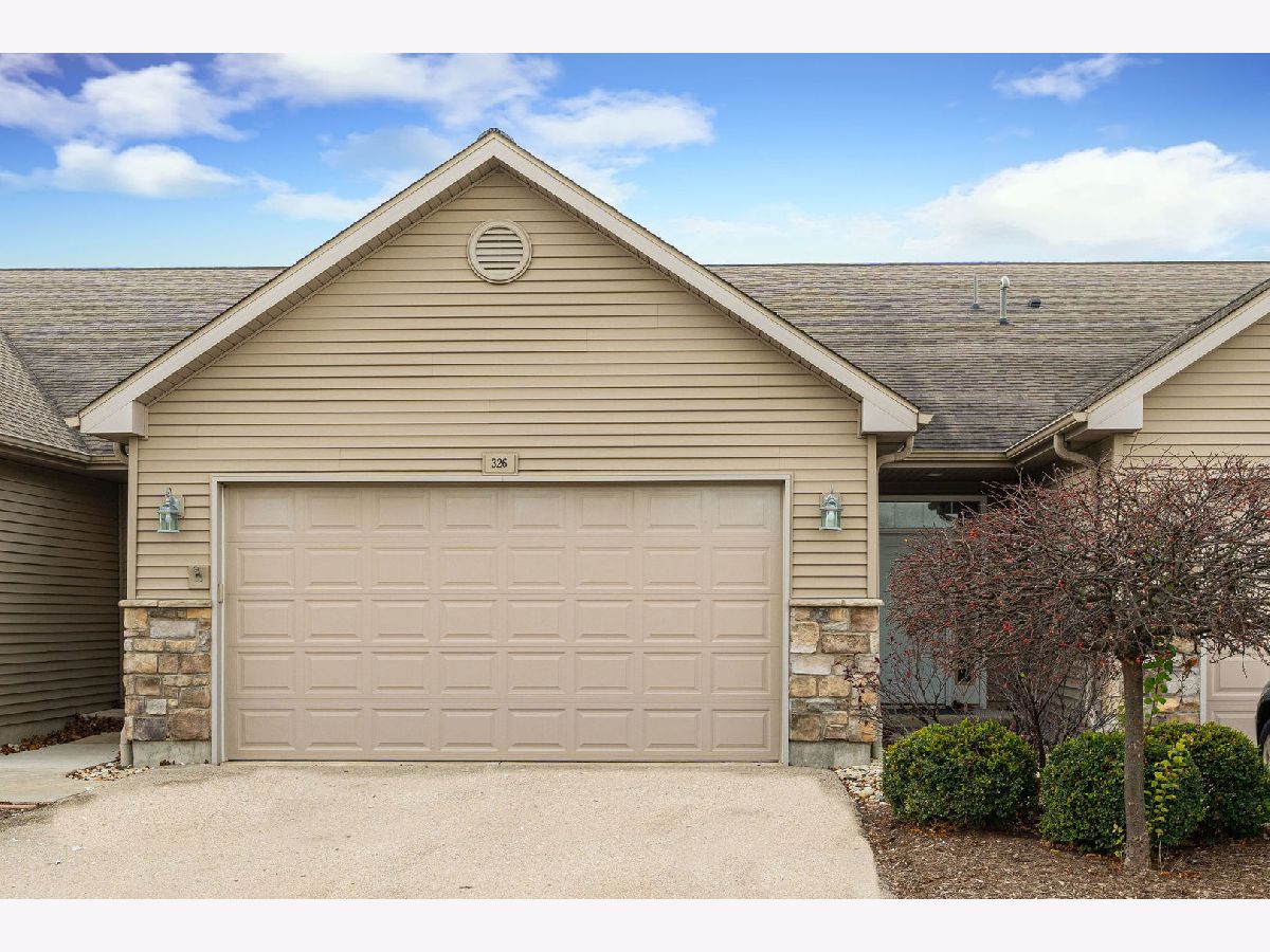  Rented Sycamore Illinois, 302 Millbridge