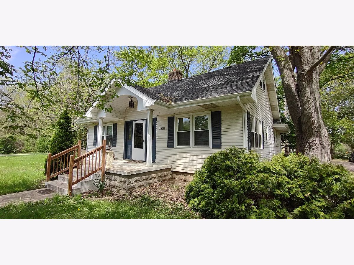  Rented Wayne Illinois, 32W266 Glos