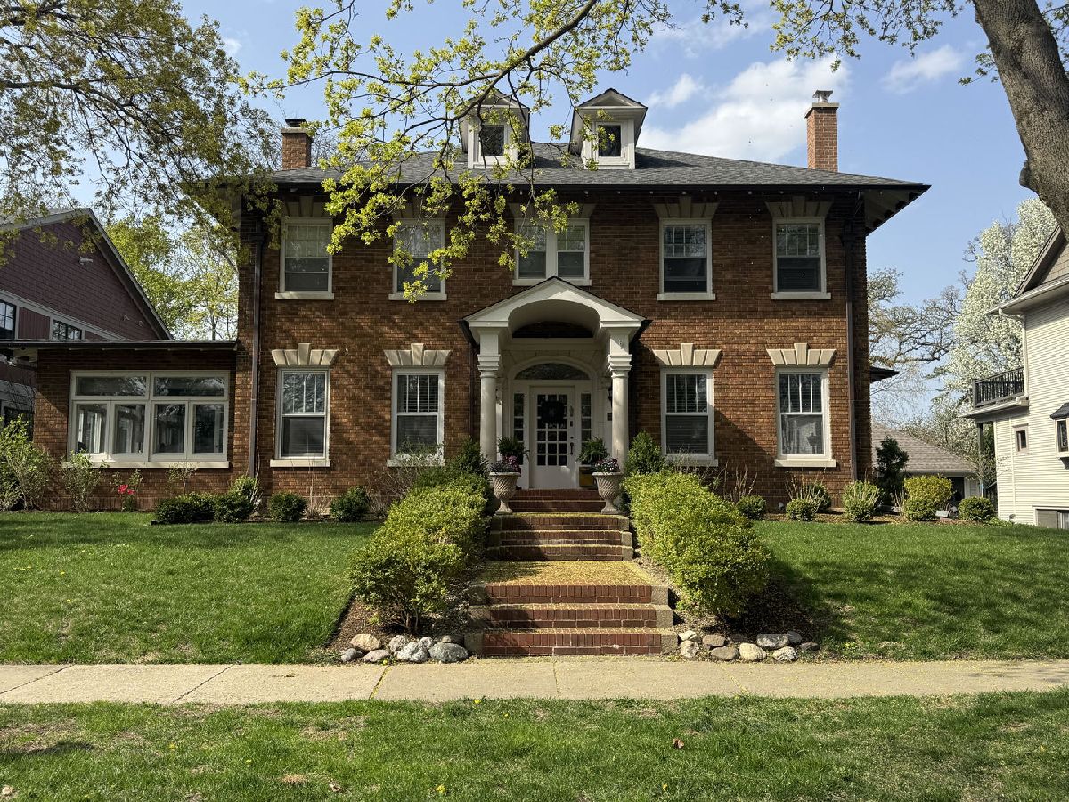 Homes & Townhomes Sold Heritage Libertyville Illinois, 318 Elm