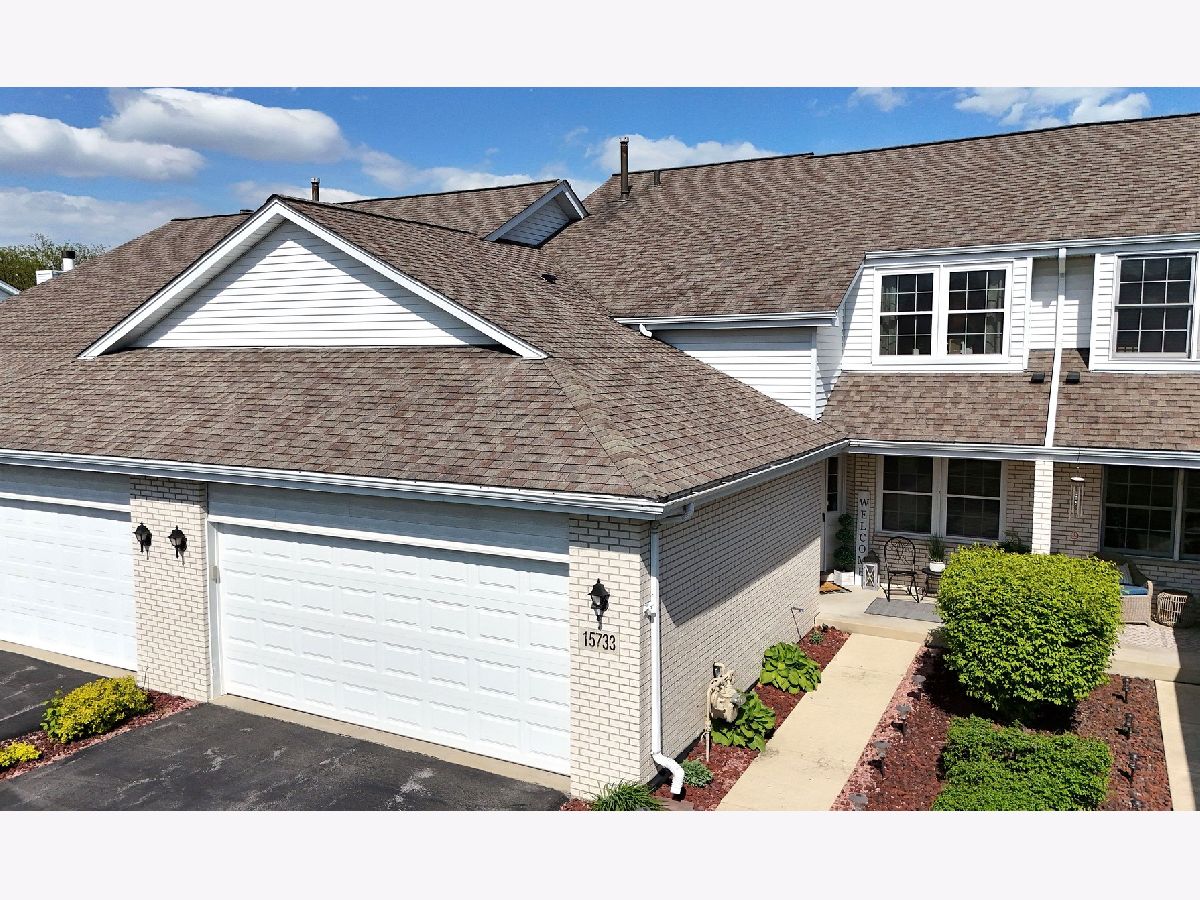 Townhomes & Condos & Homes Sold Centennial Village Orland Park Illinois, 15733 Liberty