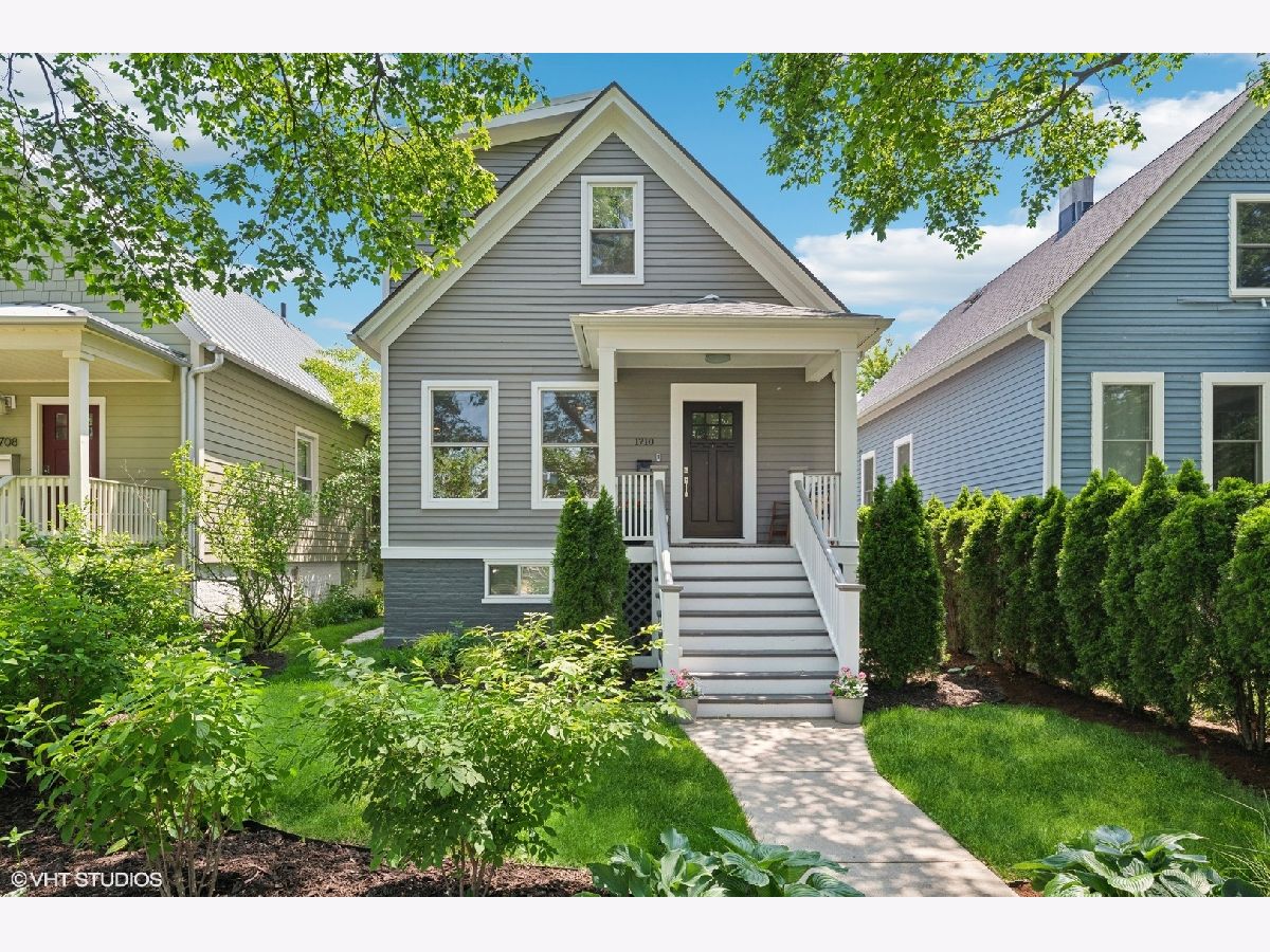  For Sale Evanston Illinois, 1710 Lake Street